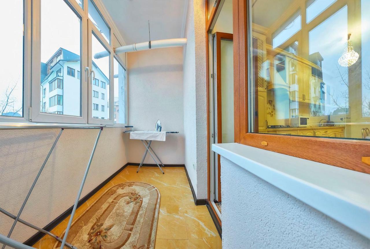 Luxury Apartments Truskaveț Exterior foto